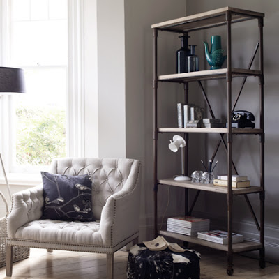 Industrial Chic:  Reclaimed Wood & Pipe Shelving Unit