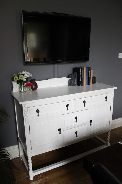 Before & After: White Painted Sideboard Revealed!