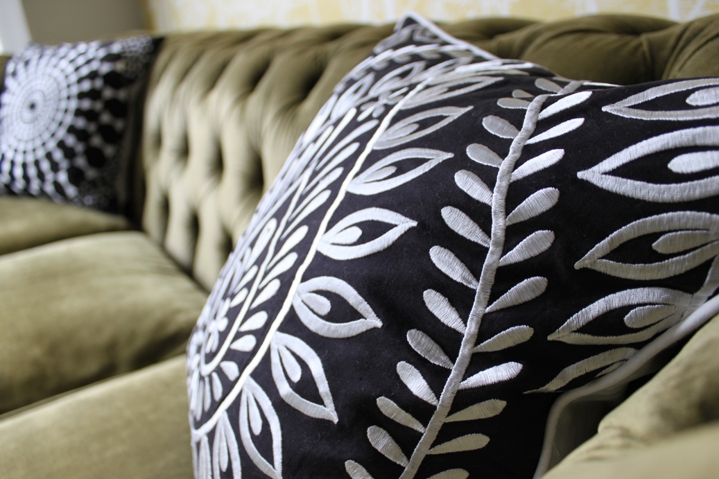 Contrasts: Embroidery and Tufting, Black and White