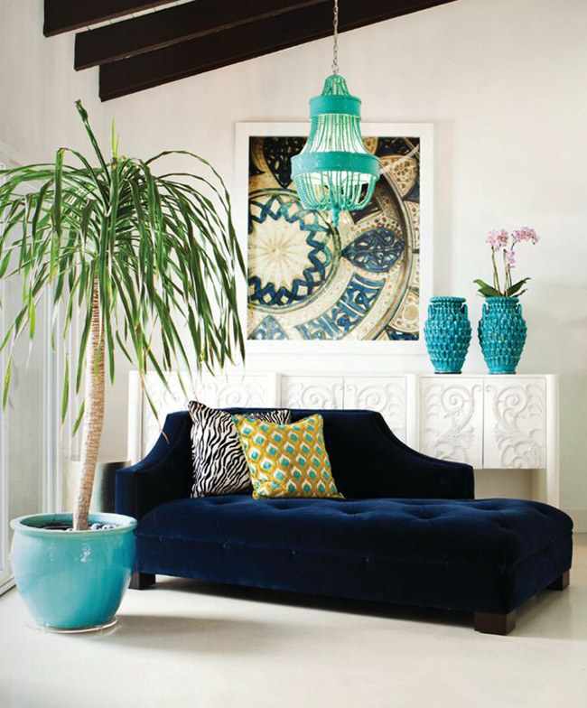 I'm dreaming of adding navy blue velvet sofas to my home and this chaise would fit in perfectly!