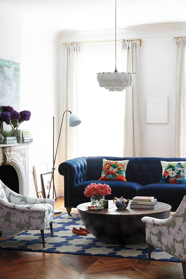 navy blue velvet sofas can add a real statement to your interiors