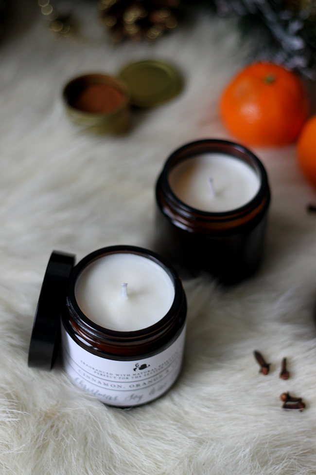 DIY Orange Cinnamon and Clove Christmas Soy Wax candle with essential oils - Swoon Worthy