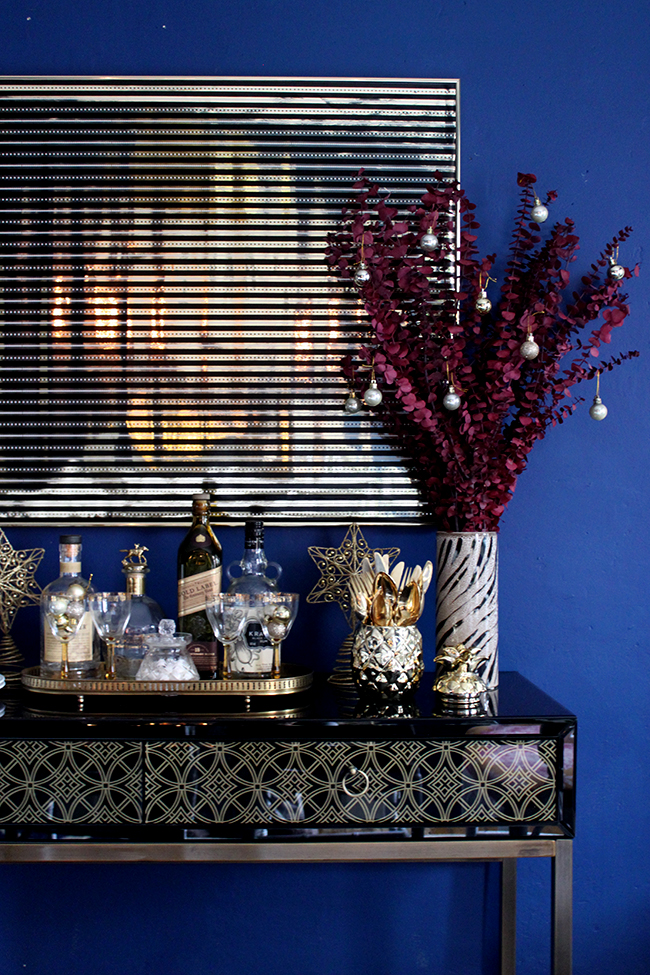 Swoon Worthy - Christmas Dining Room console table - see more at www.swoonworthy.co.uk 
