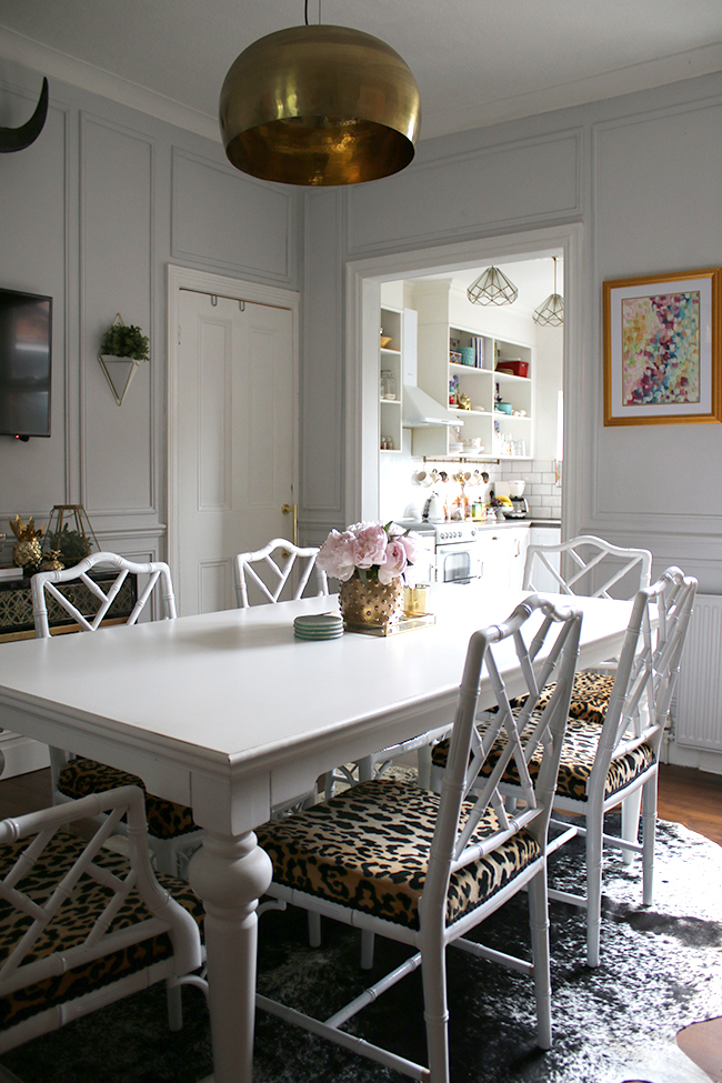 Summer dining room on Blogger Stylin' Home Tour 