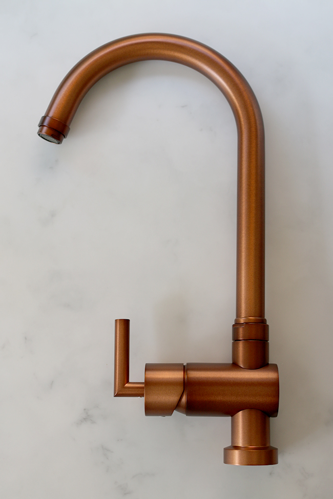 copper-kitchen-tap-in-brushed-finish