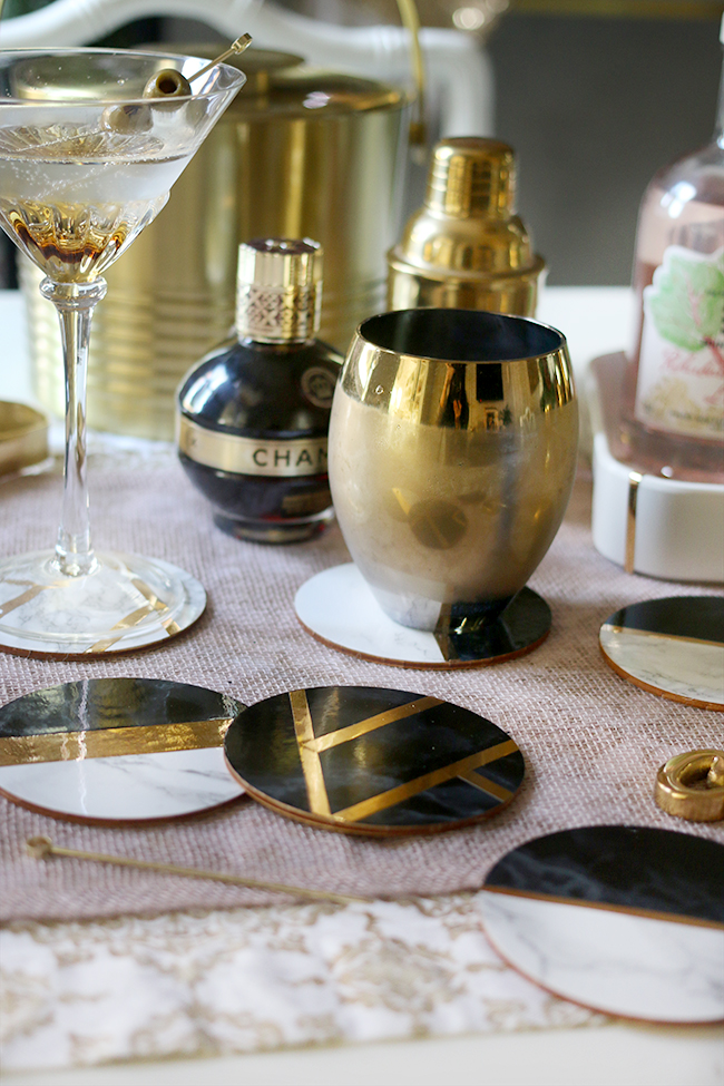 Marble and Gold DIY Coasters - these are so easy to make! Check out the full tutorial on www.swoonworthy.co.uk