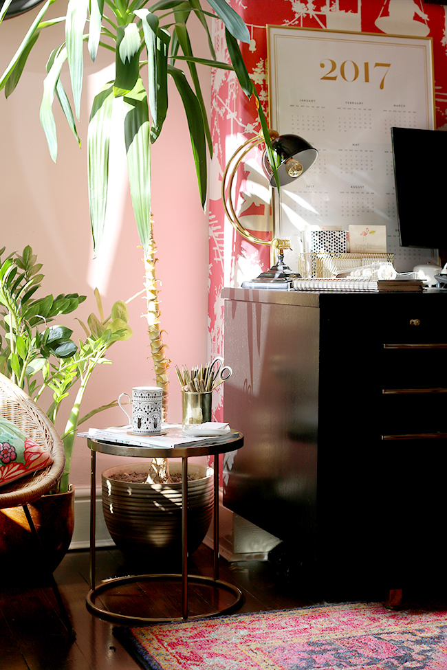 side table styling office 1