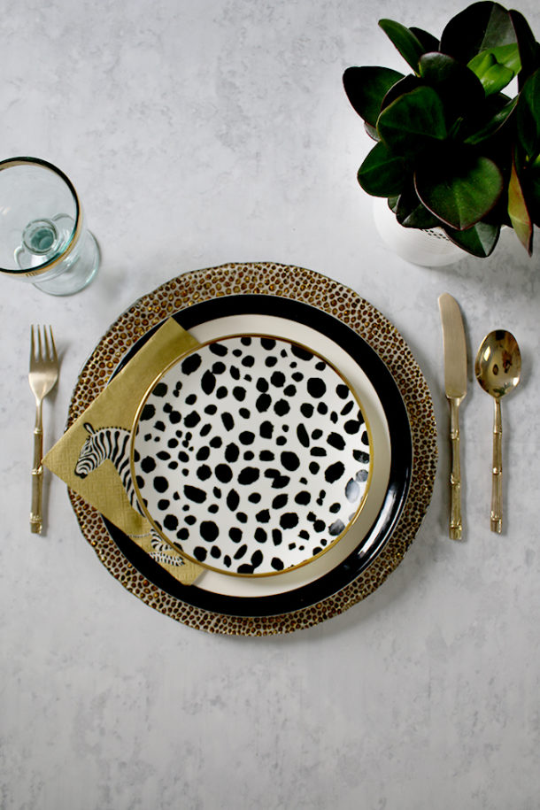 How to Mix and Match Your Table Settings Swoon Worthy