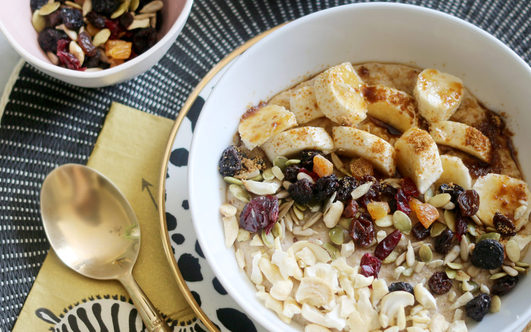 My Go-To Healthy Breakfast: Nutty Porridge Oats with Banana and Dried Fruit