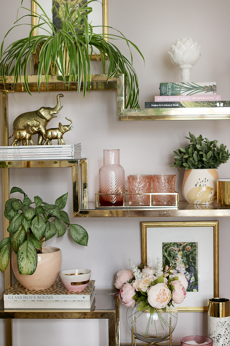 shelf styling - how to create a cohesive theme with accessories in your home