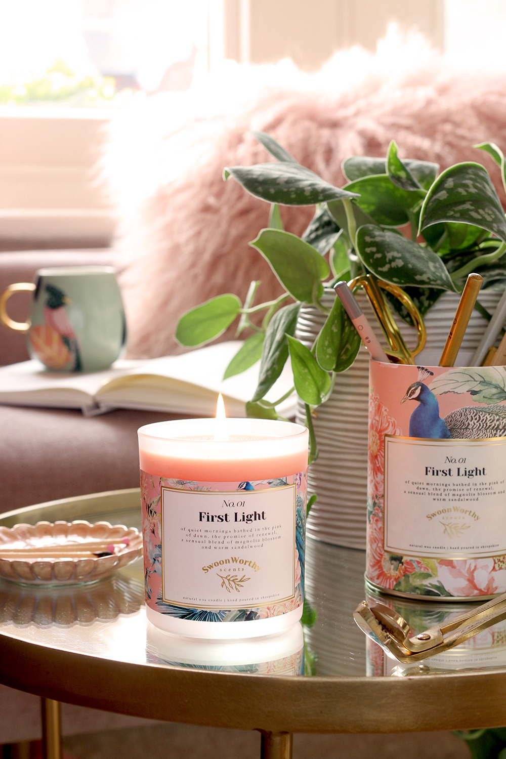 Swoon Worthy Scents peach and gold scented luxury candle