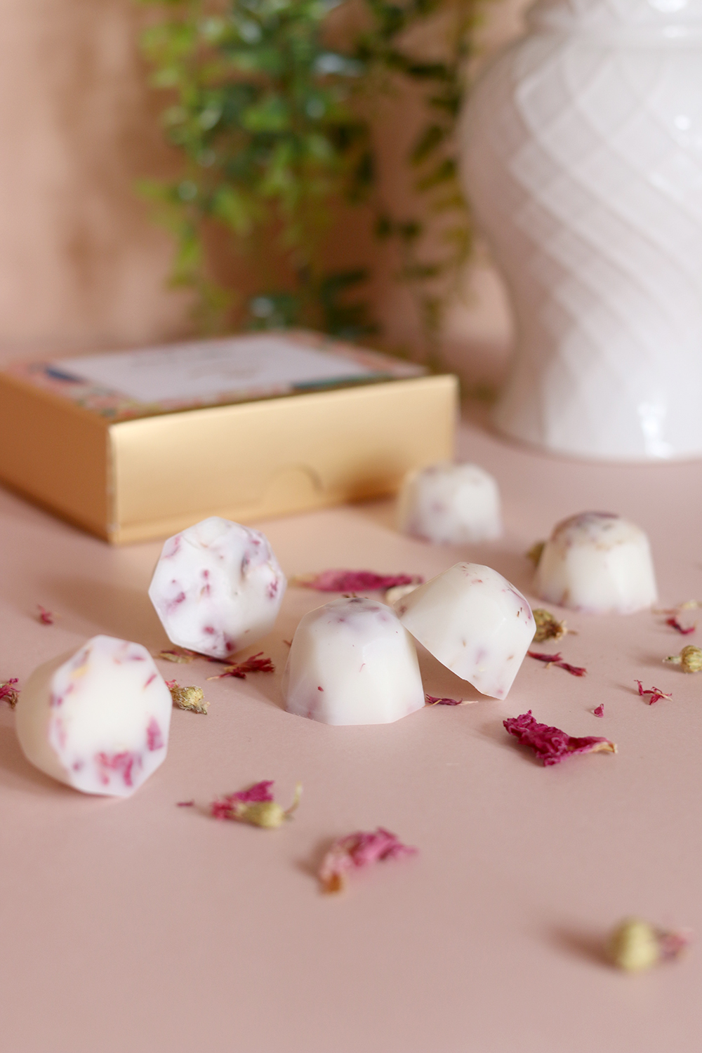 First Light Magnolia and Sandalwood Scented Wax Melts